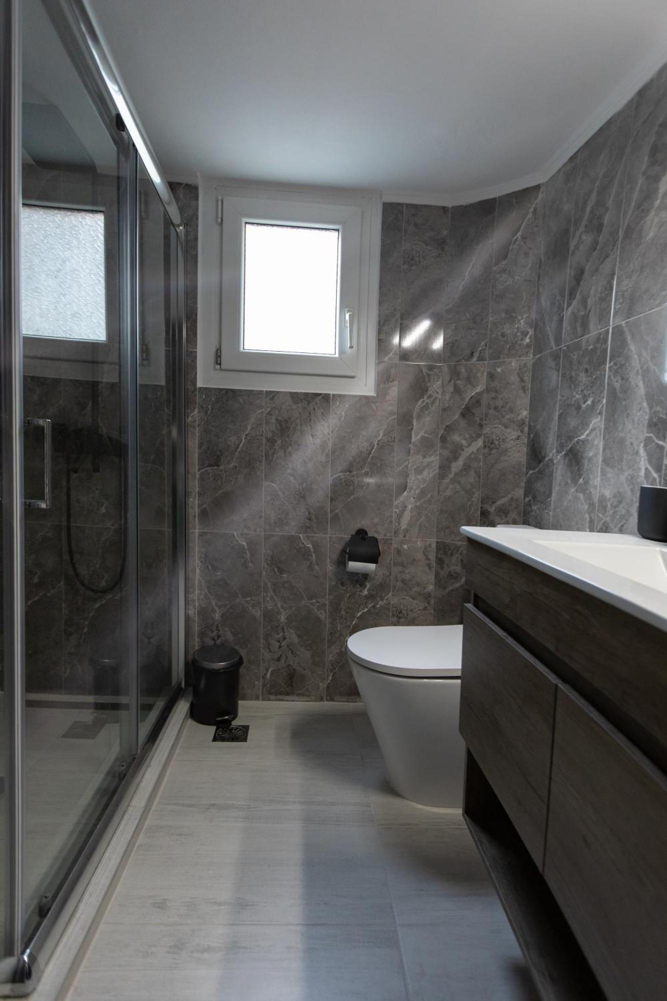 סלוניקי Aristotelous Family & Friends Two Bedrooms & Two Living Rooms Apt מראה חיצוני תמונה